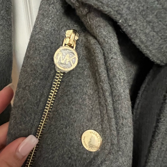 SOLD!! Brand new MICHAEL KORS womens XS Assymetrical Belted Coat - Picture 9 of 10